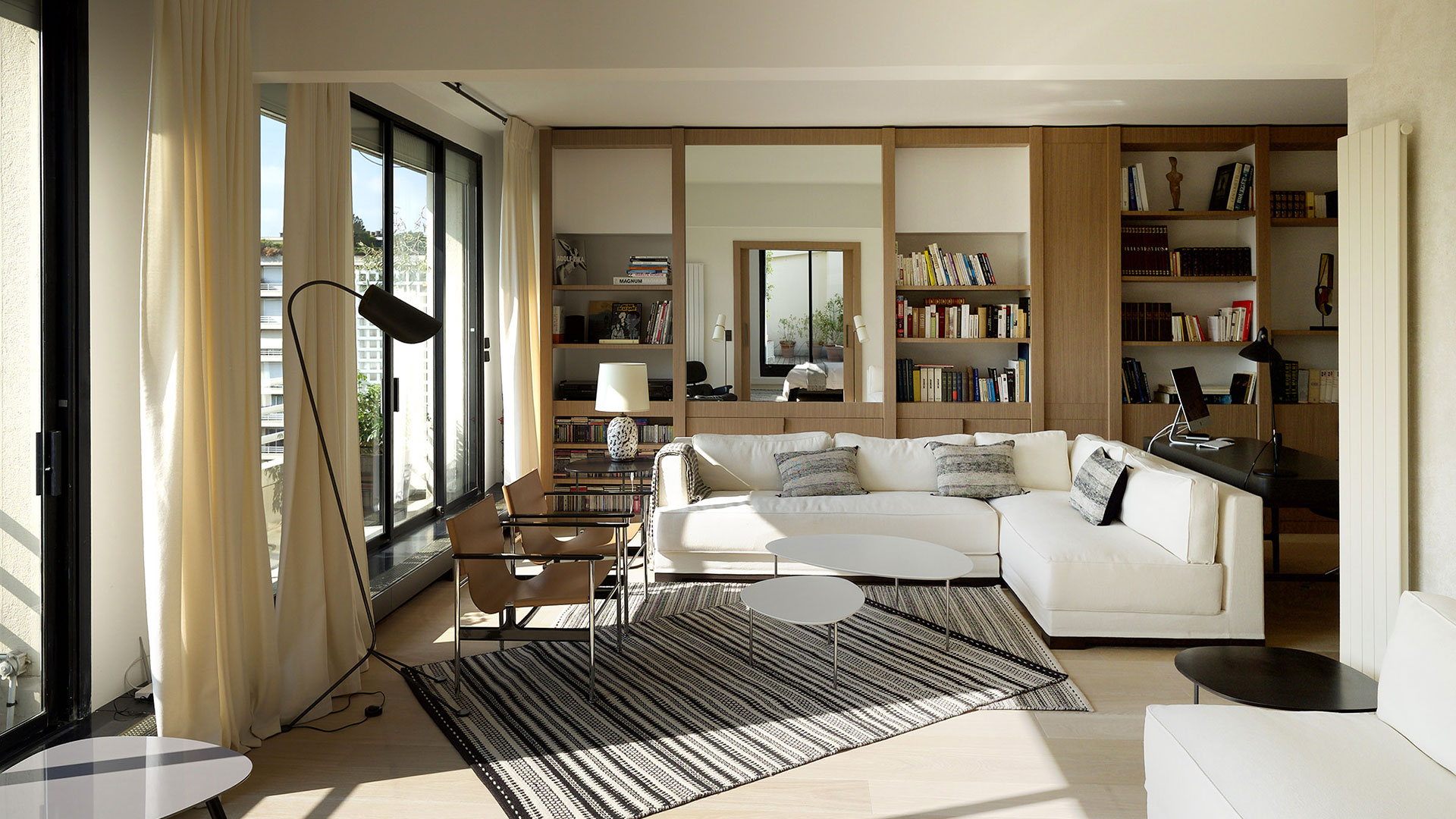 Sejour salon jour ambiance cosy tapis pastel moderne architecture interieur